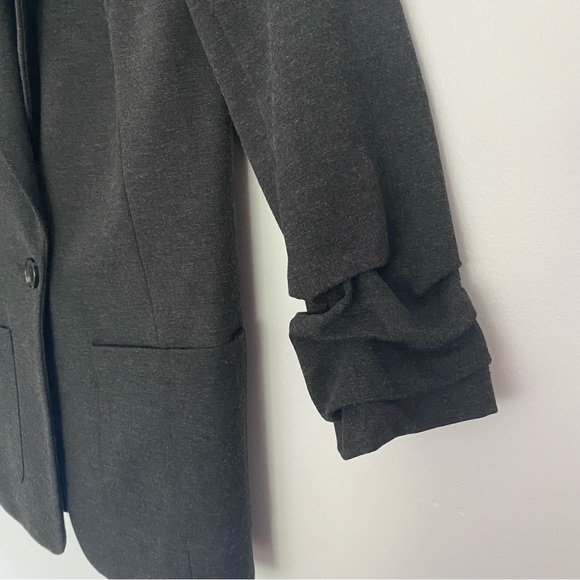 Vince Camuto charcoal grey one button blazer size XS stretch ruched sleeves - Picture 5 of 7